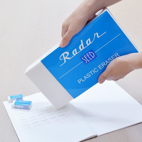 gom bằng cục tẩy khổng lồ gom bằng cục tẩy khổng lồ